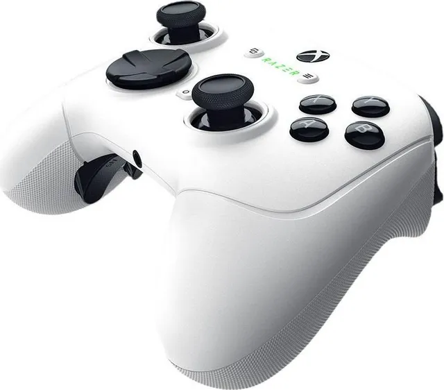 Controller Razer Wolverine V3 Pro, conectivitate Razer Hyperspeed Wireless, compatibil cu Xbox & PC