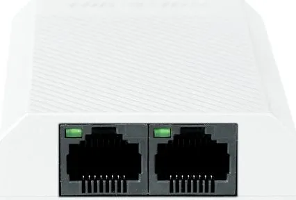 Repetor PoE Hikvision DS-3E0103DP-E/R: 1 × 10/100 Mbps PoE IN port si 2 × 10/100 Mbps PoE OUT port