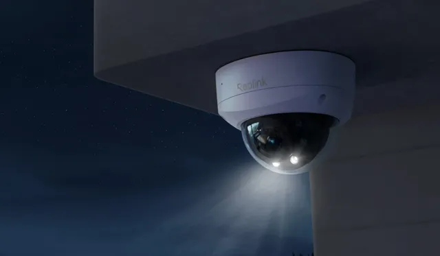 Camera de supraveghere Reolink POE P437