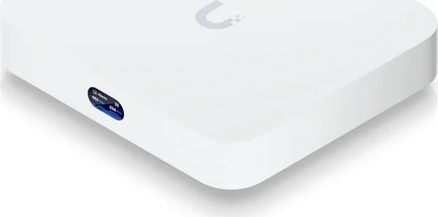 Console Gateway Ubiquiti UCG-Ultra, procesor Quad-core ARM® Cortex®-A53 la 1, 5 GHz, 3 GB DDR4