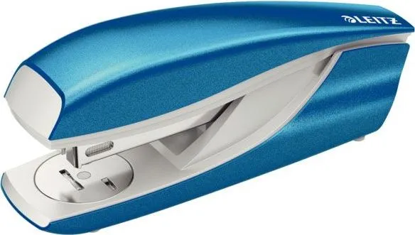 Capsator metalic Leitz WOW 5502 NeXXt Series, 30 coli, 200 capse P3 incluse, albastru
