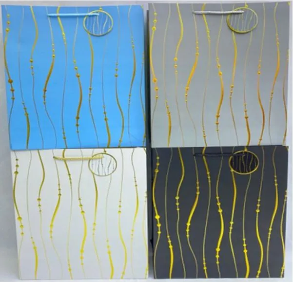 Punga cadou 32x26x10 cm, design culori cu auriu